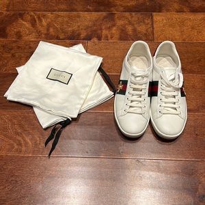 Gucci Ace sneaker with bee size 38